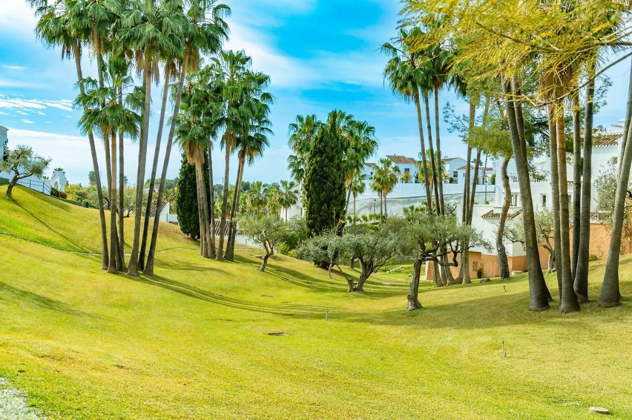 Las Palmas 8B Oasis Properties Nerja Apartment