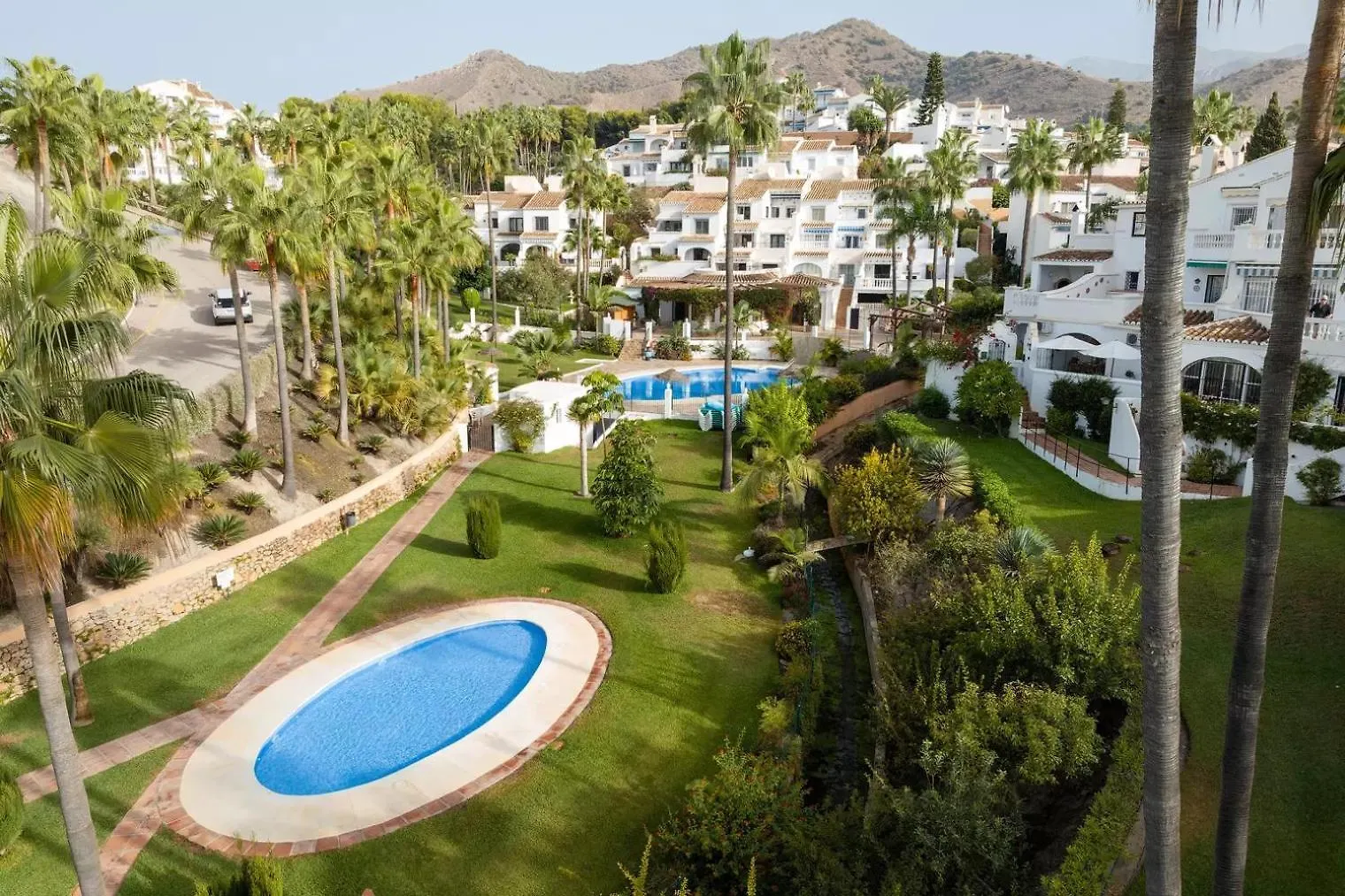 Las Palmas 8B Oasis Properties Nerja