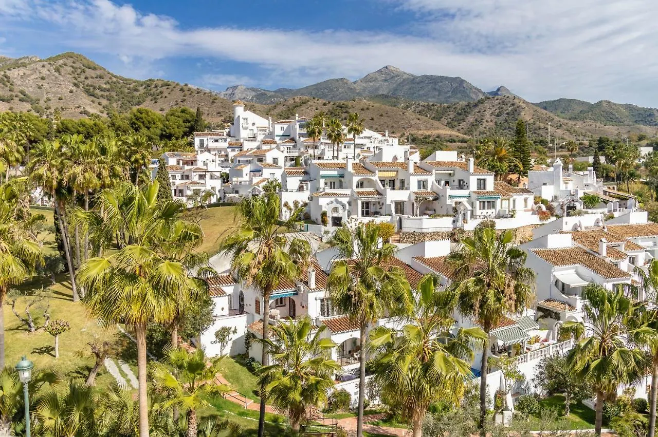 Las Palmas 8B Oasis Properties Nerja Spain